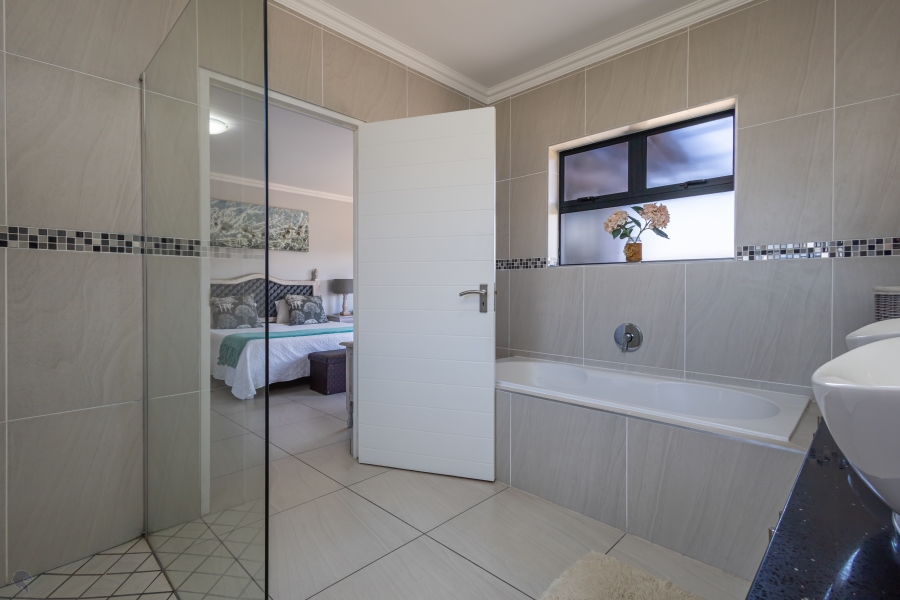 3 Bedroom Property for Sale in Langebaan Country Estate Western Cape